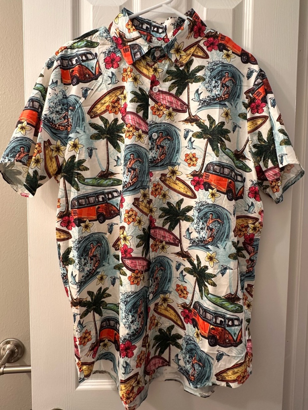 Men's White Tropical Surf Print Short-Sleeve Shirt